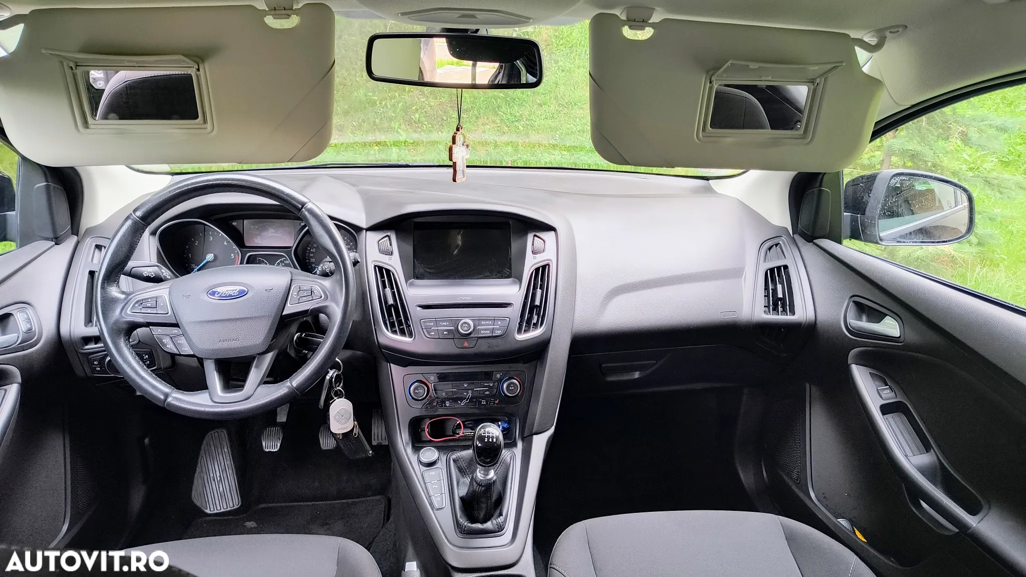Ford Focus 1.5 EcoBlue Start-Stopp-System TITANIUM - 12