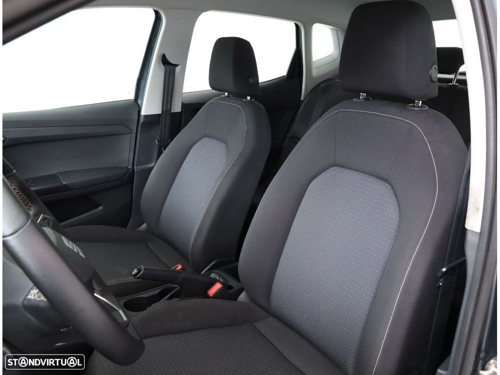 SEAT Arona 1.0 TSI Style DSG - 23