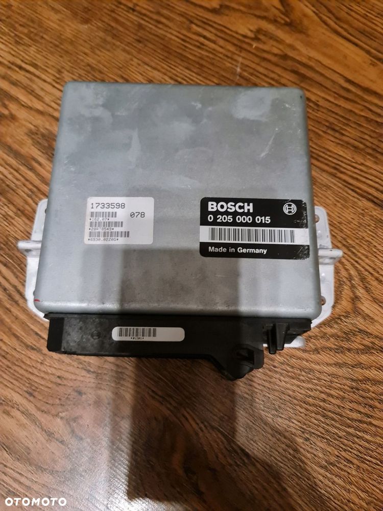 KOMPUTER SILNIKA BMW 8 E31 7 E32 E34 M70 5.0 V12 0205000015 - 1