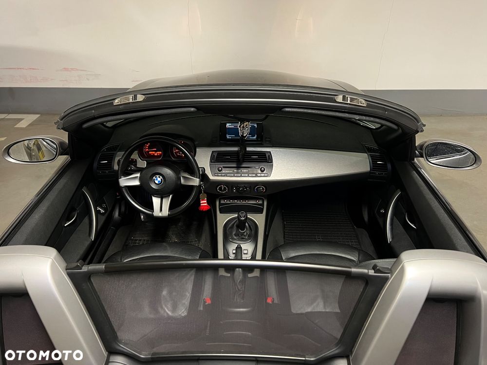 BMW Z4 2.2i - 20