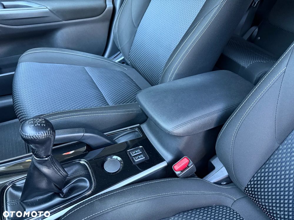 Mitsubishi Outlander 2.0 2WD Diamant - 35