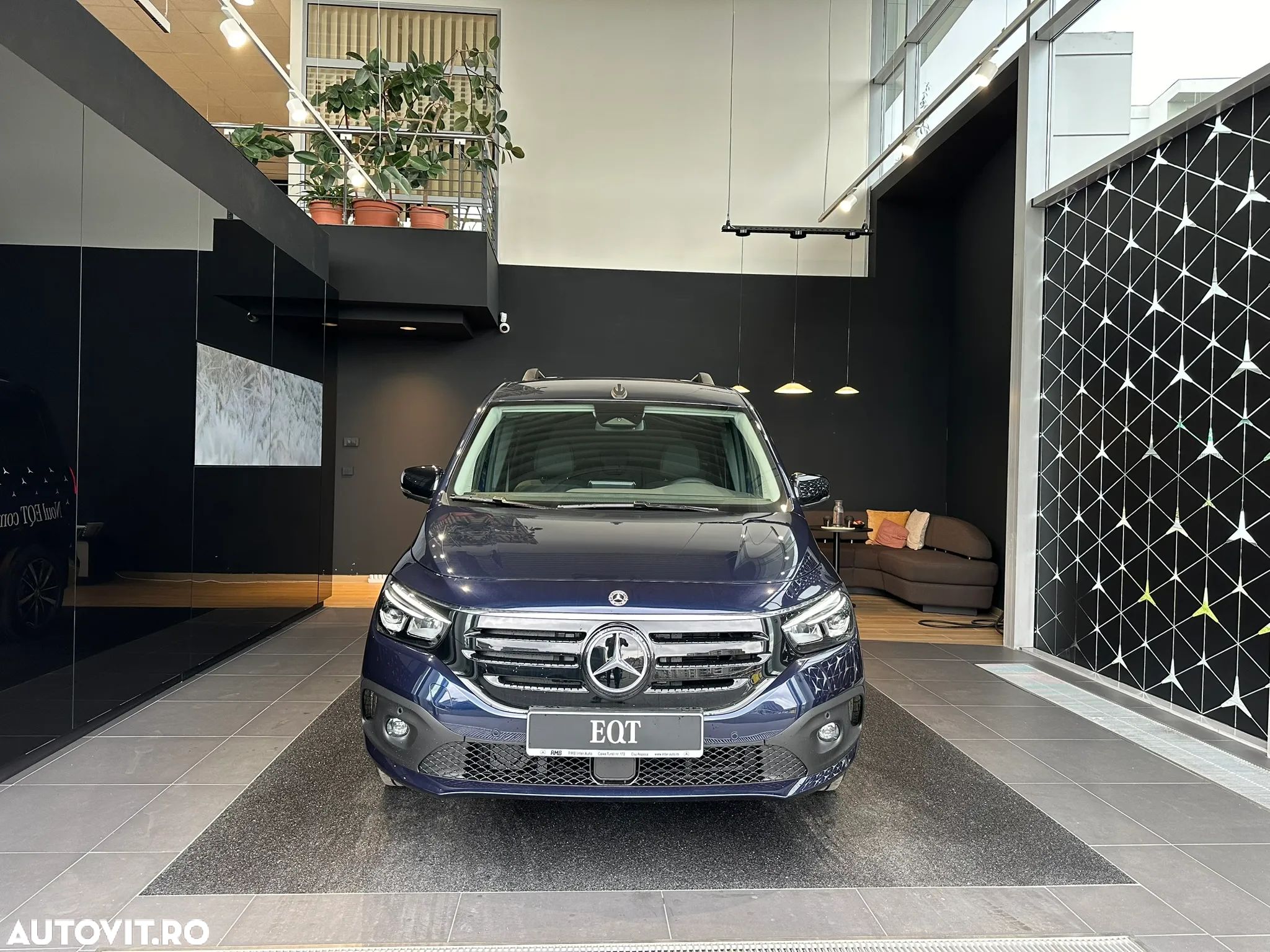 Mercedes-Benz EQT 200 Premium - 1