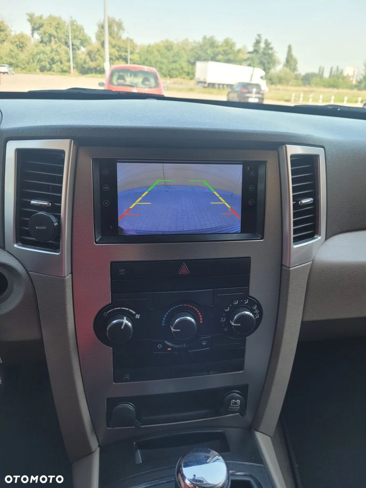 Jeep Grand Cherokee 3.7 4x2 Laredo - 14