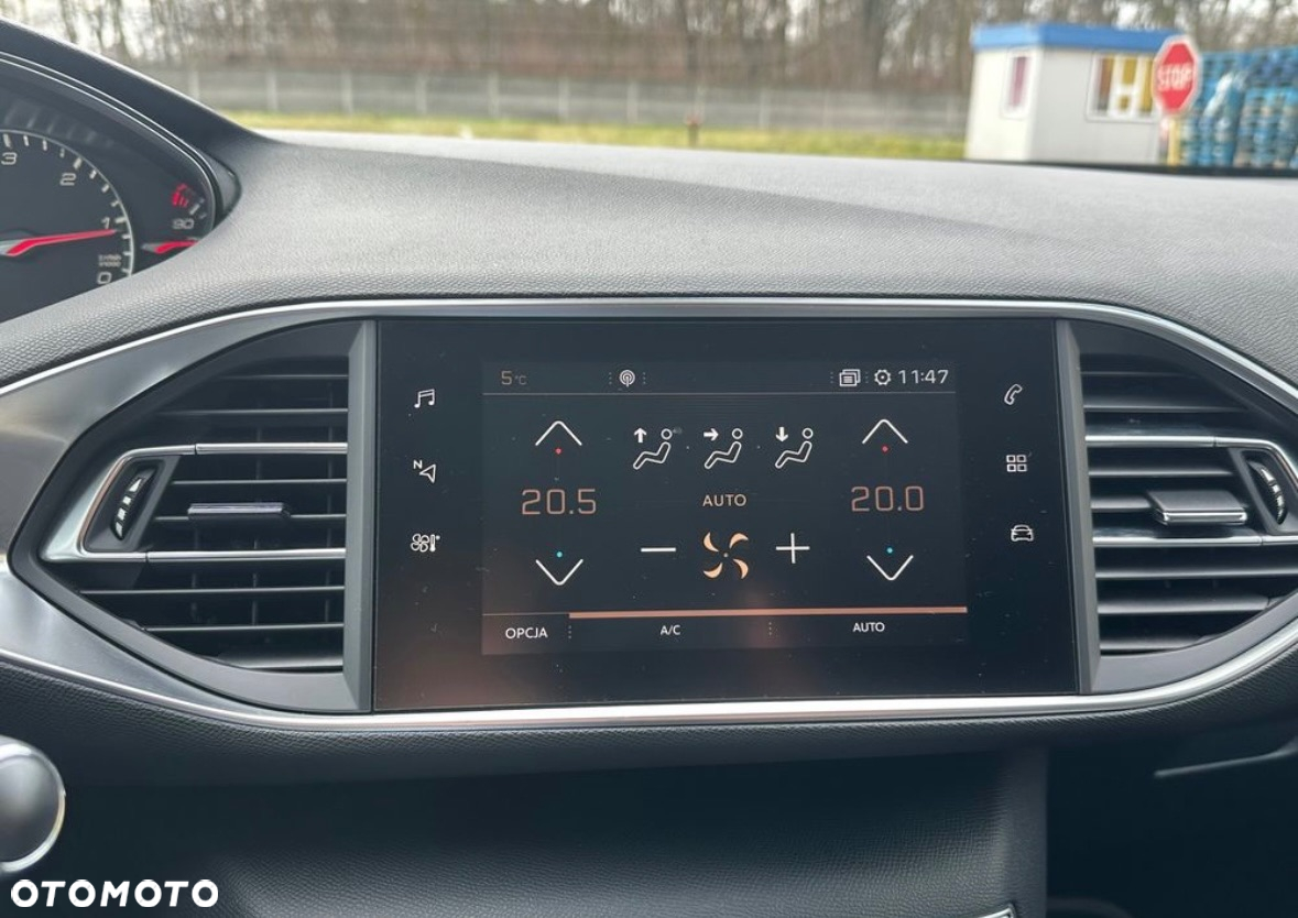 Peugeot 308 1.5 BlueHDi Allure S&S EAT6 - 20