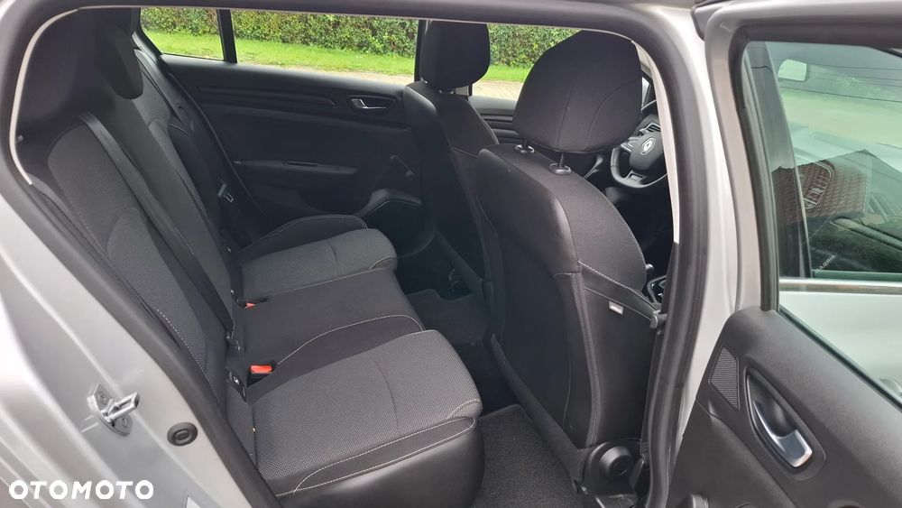 Renault Megane ENERGY TCe 100 INTENS - 19