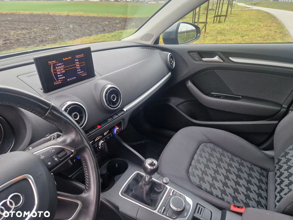 Audi A3 Sportback - 16