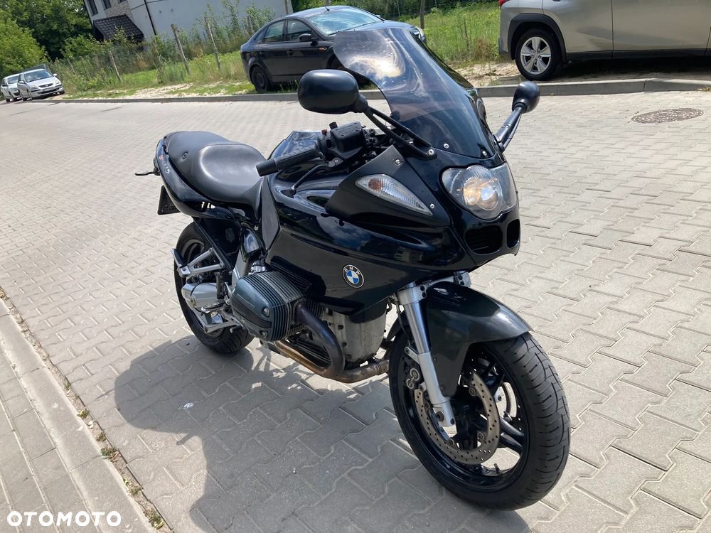 BMW R - 1