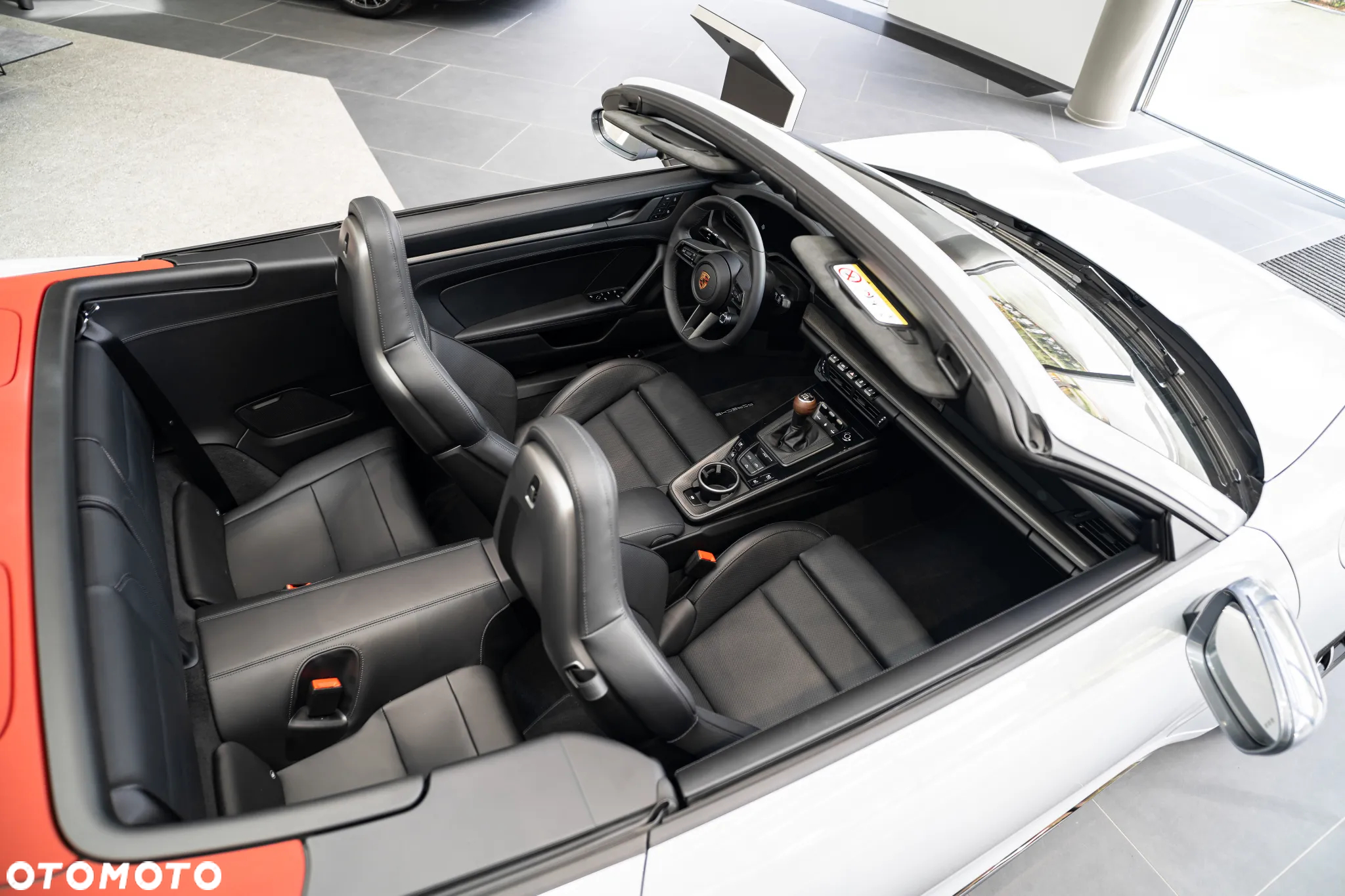 Porsche 911 Carrera T - 20