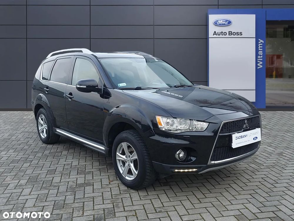 Mitsubishi Outlander 2.0 DID Instyle NAVI - 7