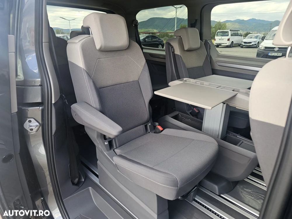 Volkswagen Multivan - 7