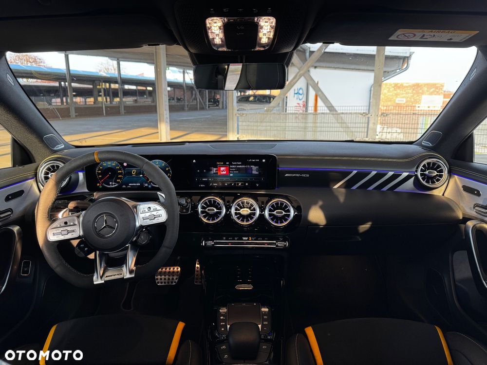 Mercedes-Benz CLA AMG 45 S 4-Matic 8G-DCT - 12
