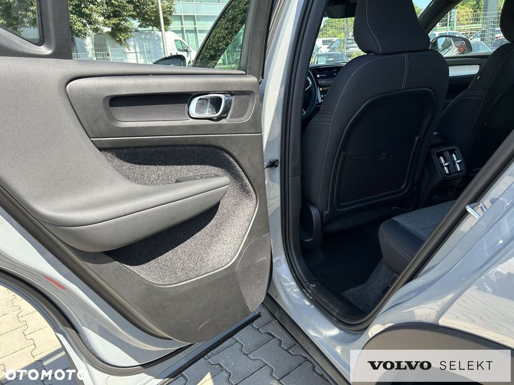 Volvo XC 40 - 29