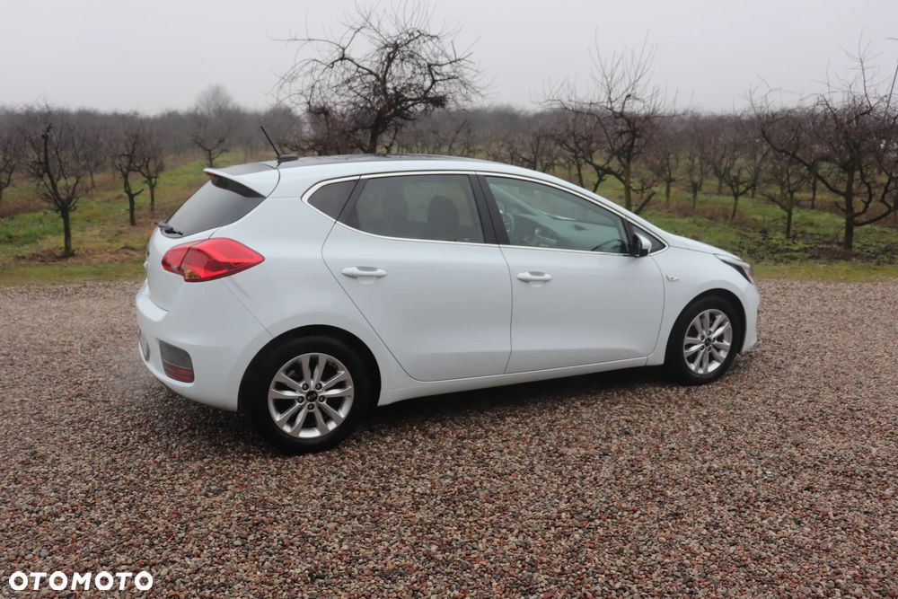 Kia Ceed 1.6 GDI Spirit - 8