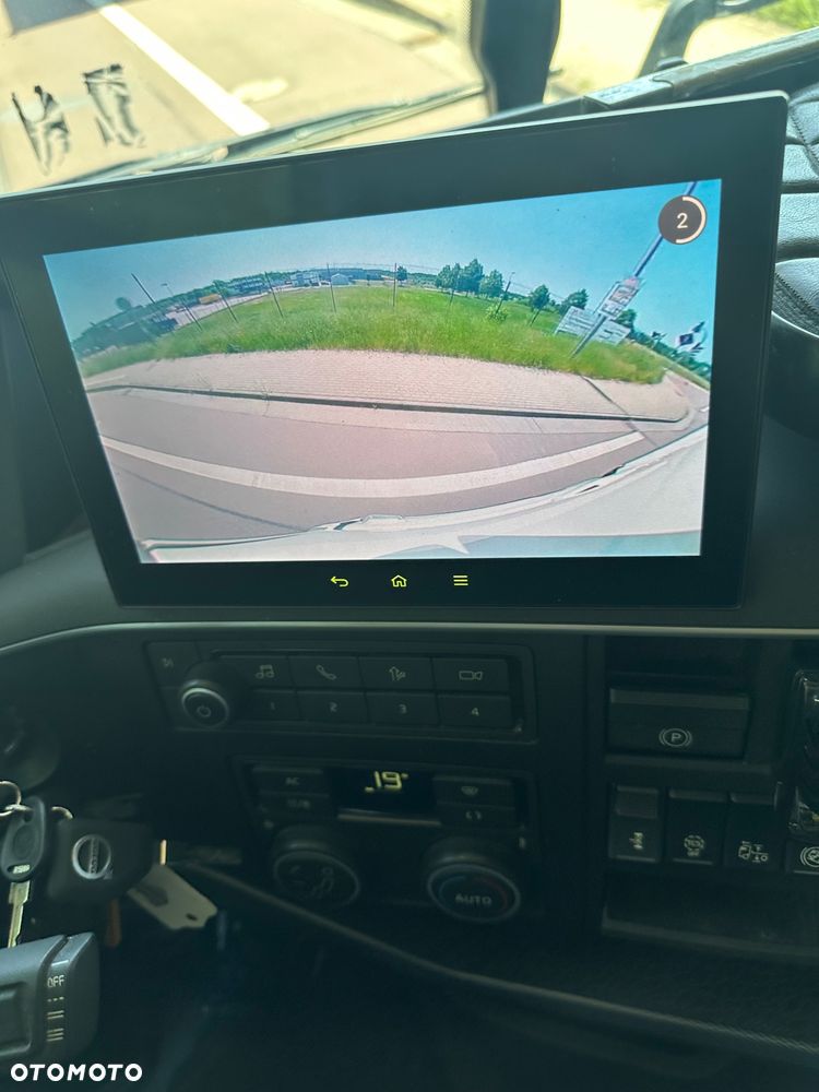 Volvo FH 460 Bez i Save Globetrotter z Niemiec - 17