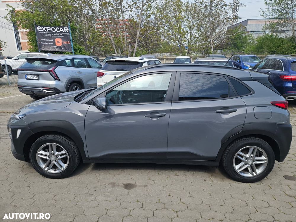 Hyundai KONA - 4