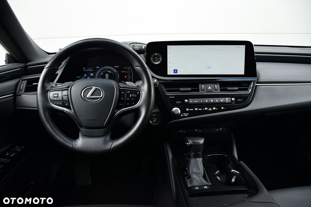 Lexus ES 300h Business Edition - 10