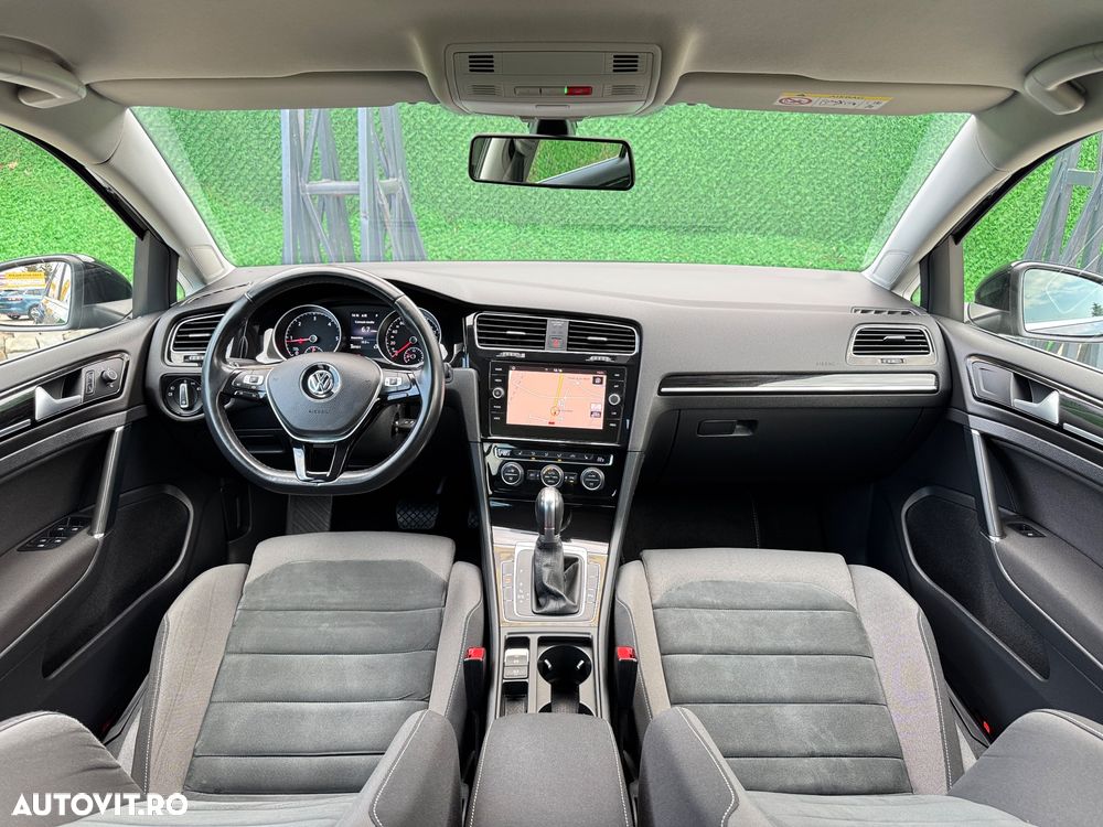 Volkswagen Golf 1.6 TDI DSG Highline - 8