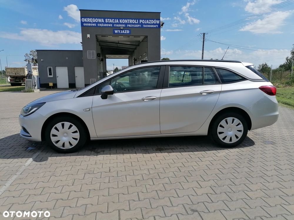 Opel Astra 1.6 CDTI Enjoy S&S - 2