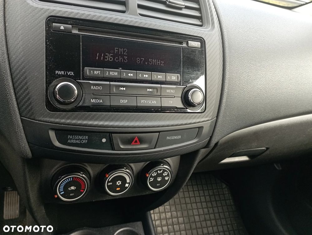 Mitsubishi ASX 1.6 Inform - 13