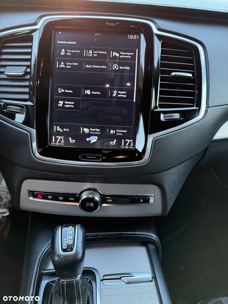 Volvo XC 90 D5 AWD R-Design - 21