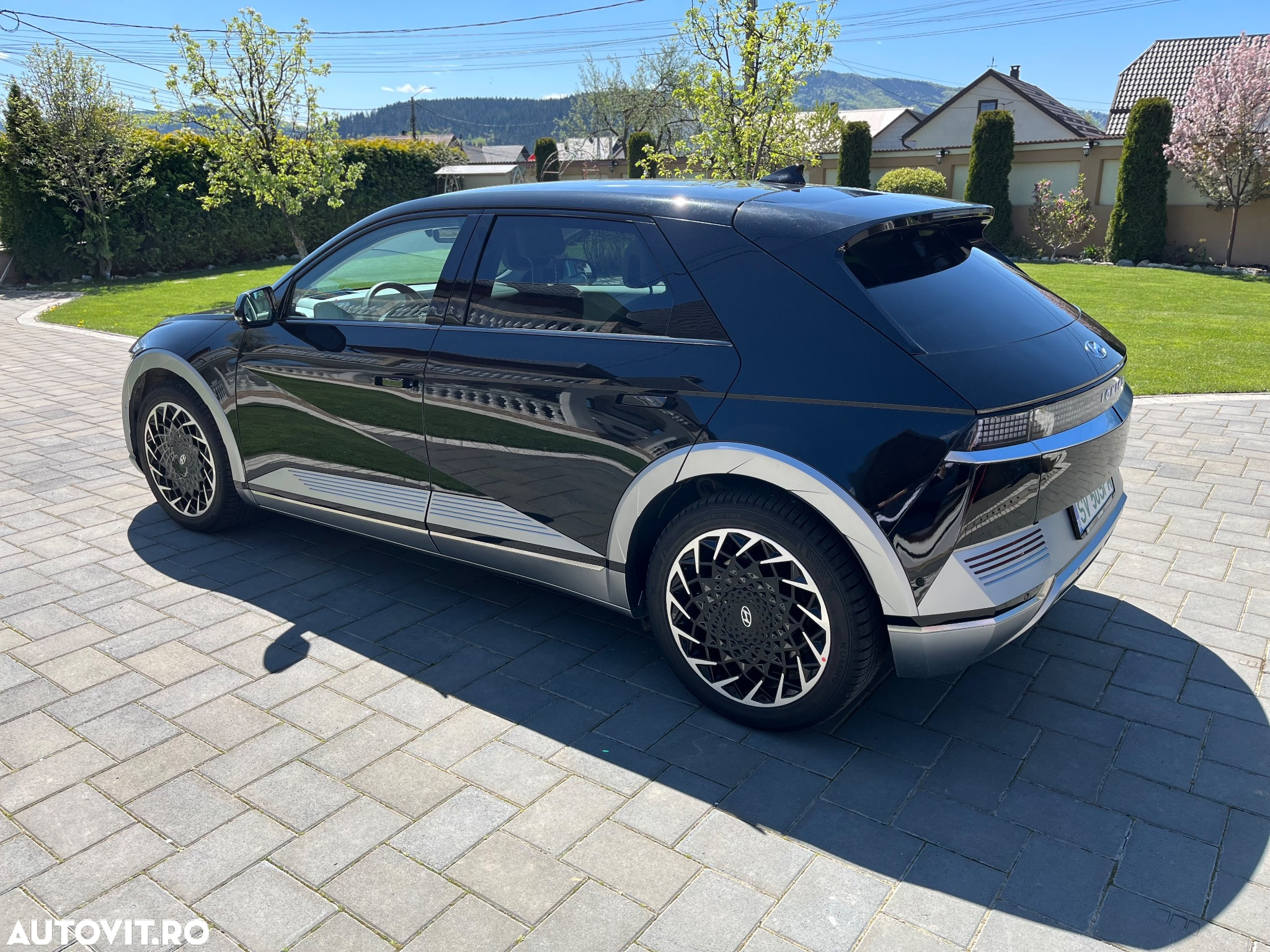 Hyundai IONIQ - 2