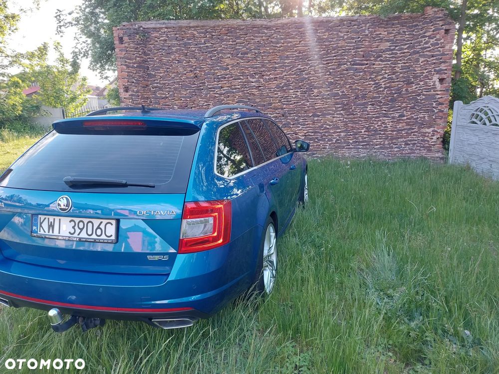 Skoda Octavia 2.0 TDI RS DSG - 21