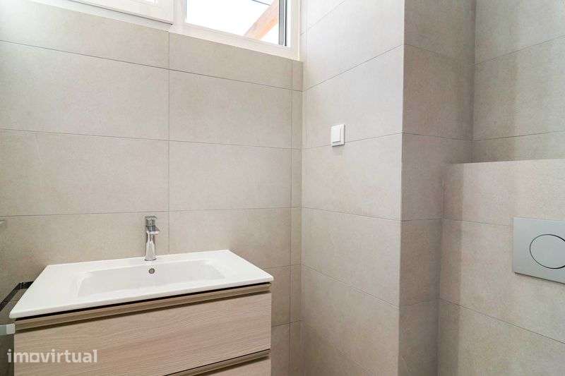 Moradia T3 nova com piscina e jardim – Albarraque - Grande imagem: 5/11