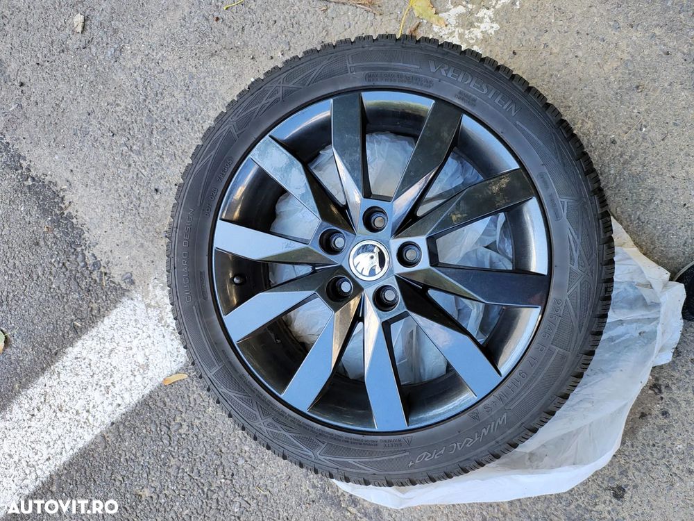 Skoda Octavia 2.0 TDI RS - 10