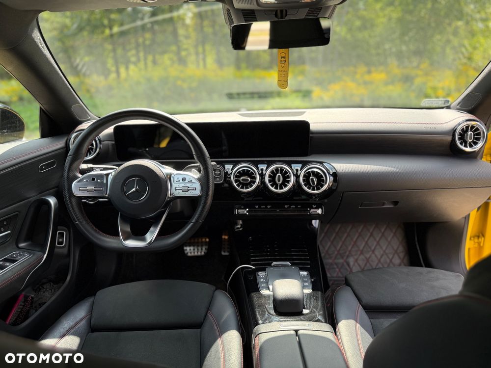 Mercedes-Benz CLA 250 AMG Line 7G-DCT - 14