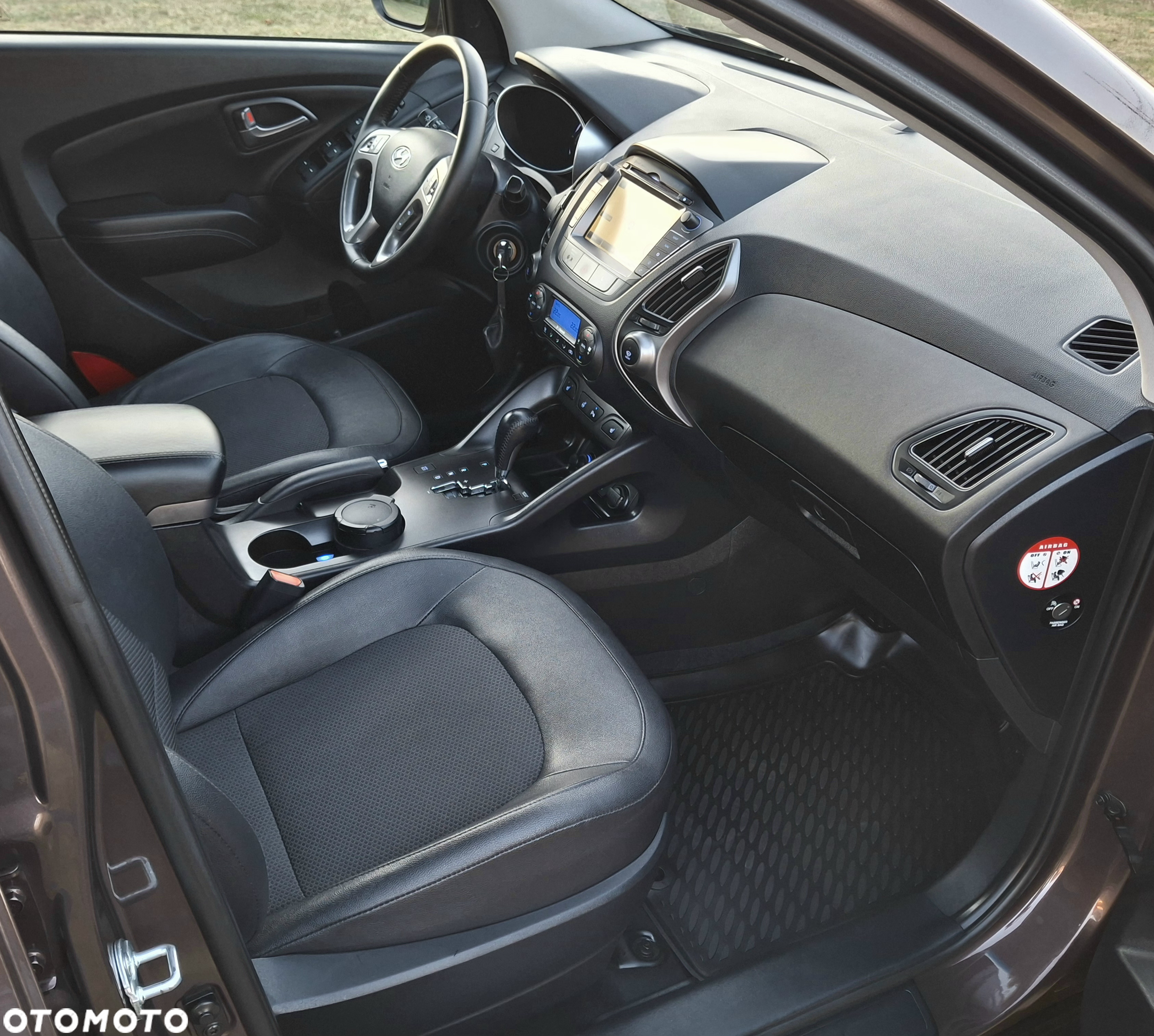 Hyundai ix35 2.0 CRDi 4WD Automatik Premium - 27