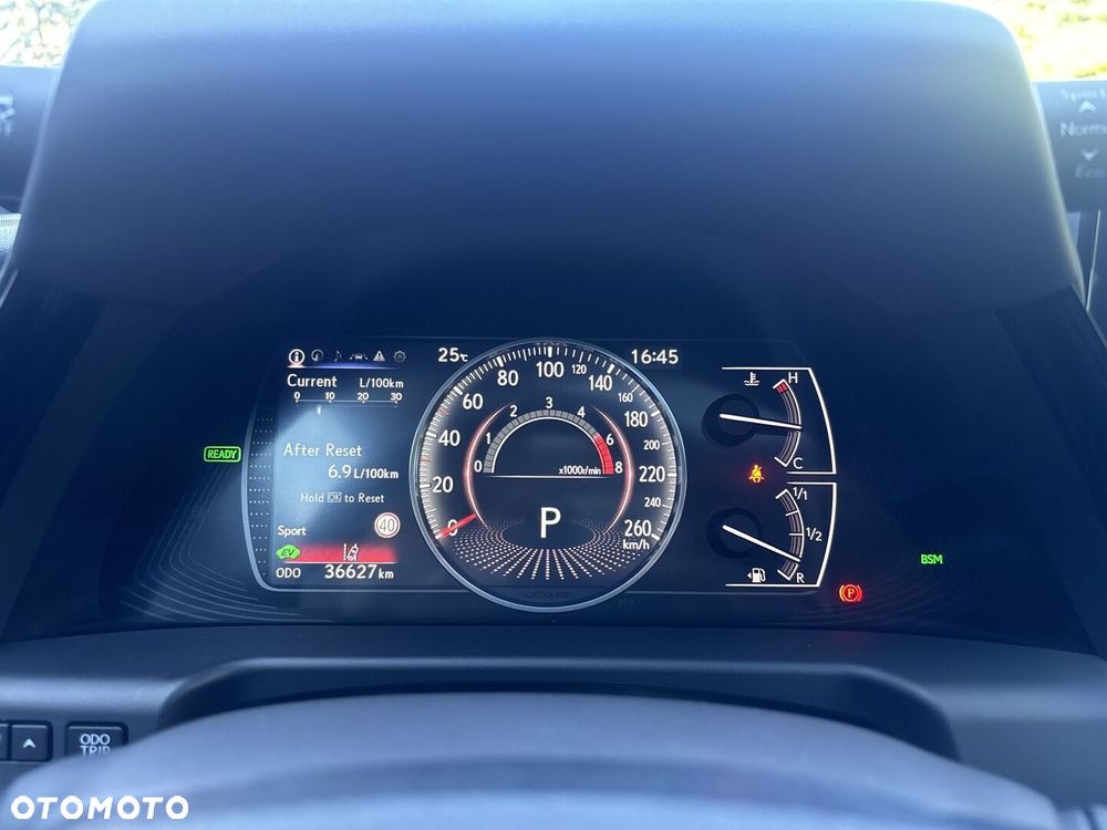 Lexus ES 300h Business Edition - 25