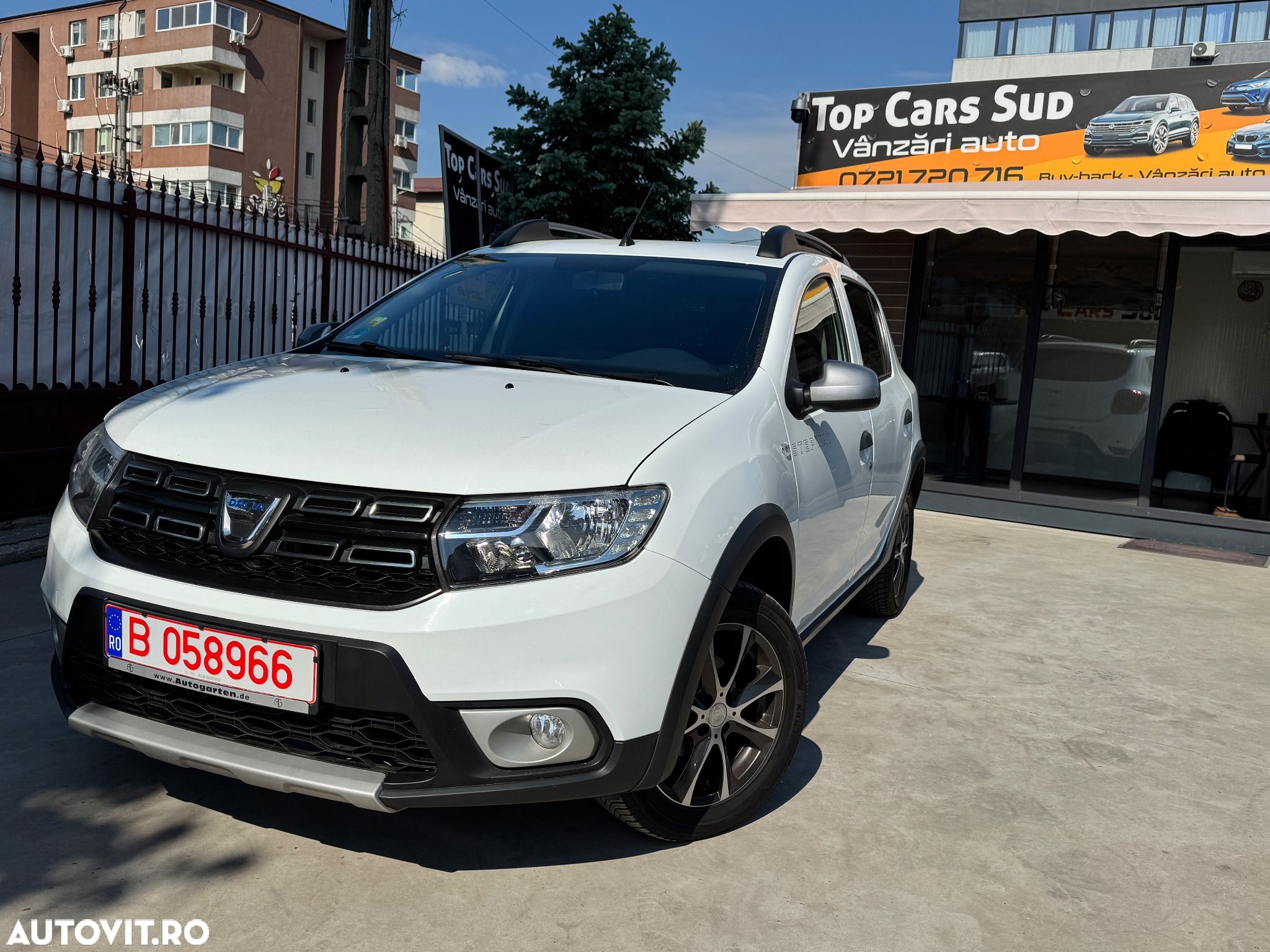 Dacia Sandero Stepway TCe 90 Prestige - 1