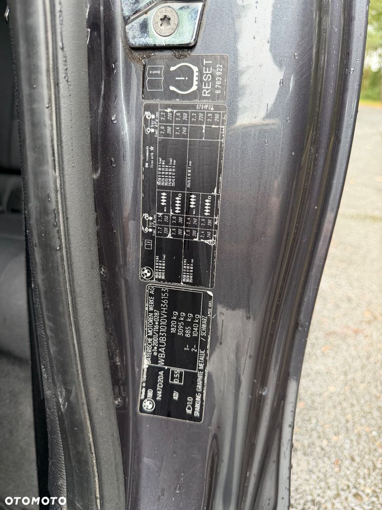 BMW Seria 1 - 20