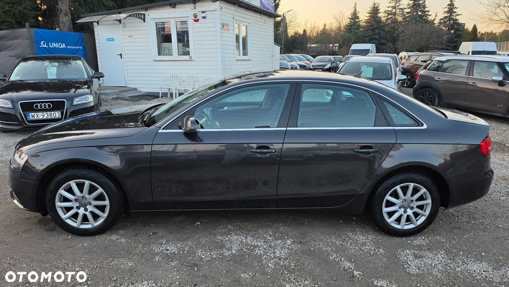 Audi A4 Limousine - 5