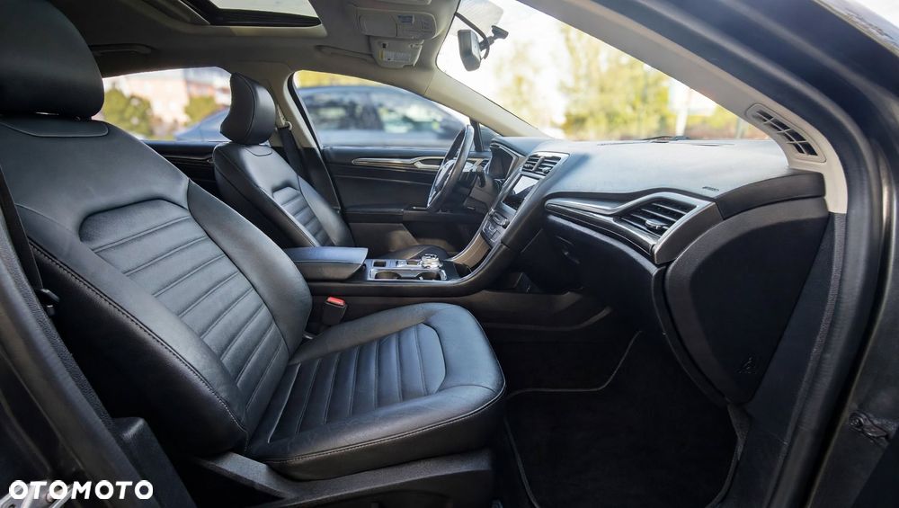 Ford Fusion 2016