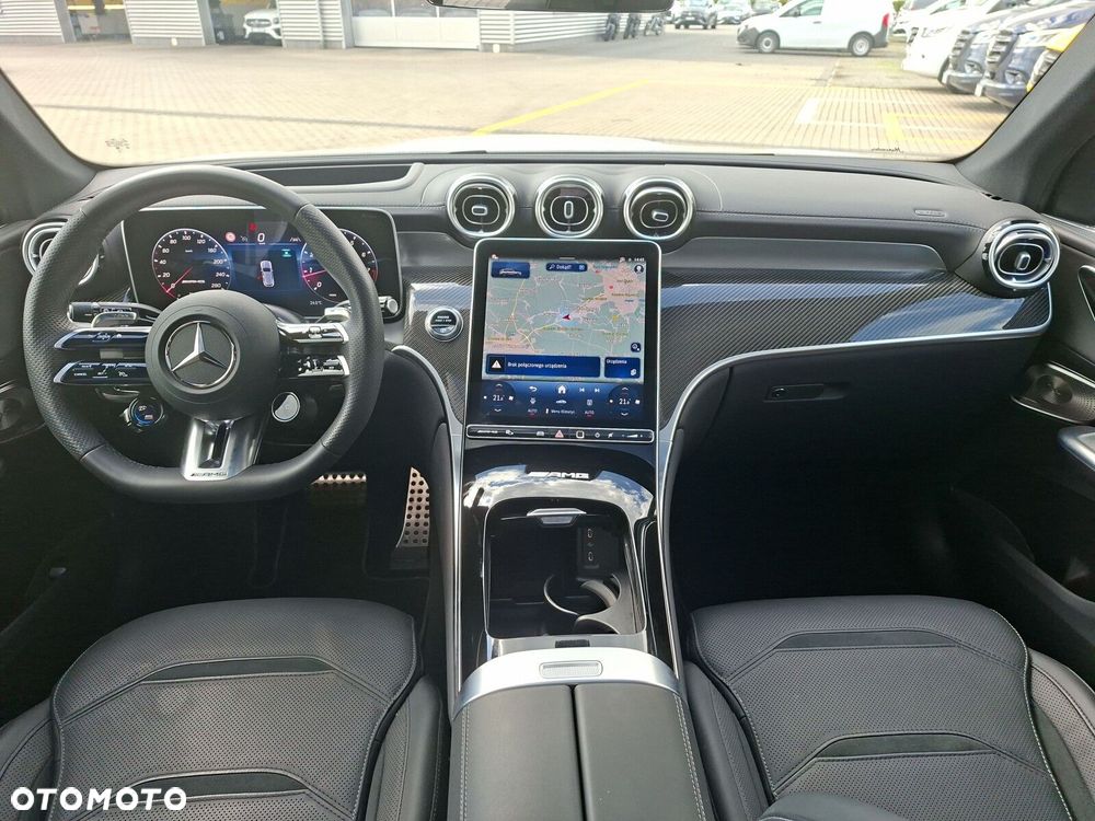 Mercedes-Benz GLC - 12