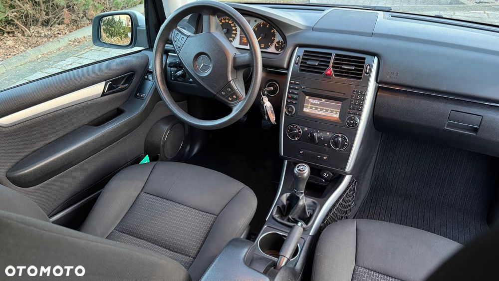 Mercedes-Benz Klasa B 180 BlueEFFICIENCY SPORT EDITION - 7