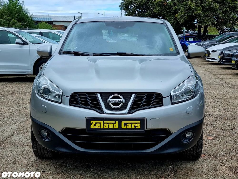 Nissan Qashqai 2.0 4 x 4 CVT tekna - 2