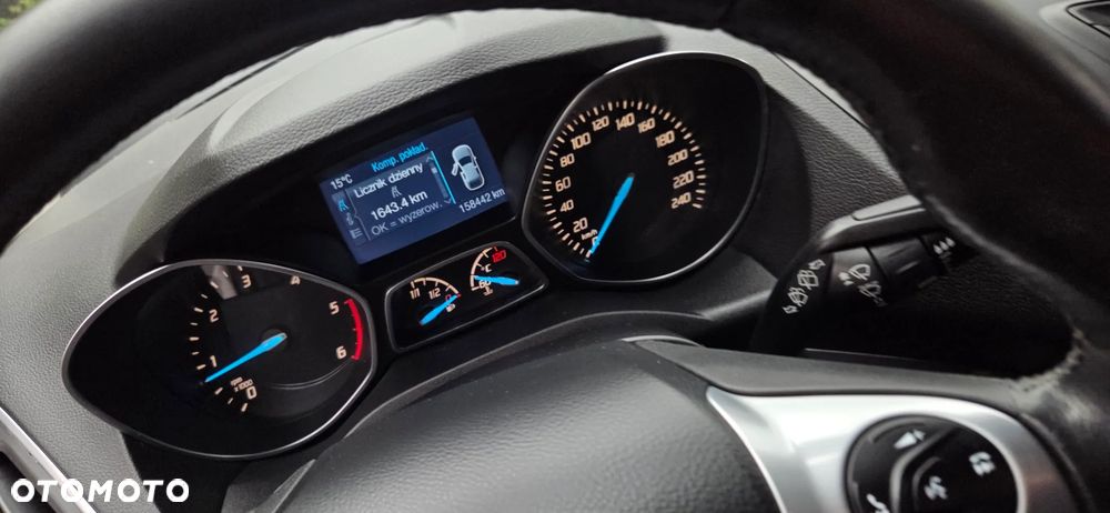 Ford Kuga 2.0 TDCi 2x4 Titanium - 28