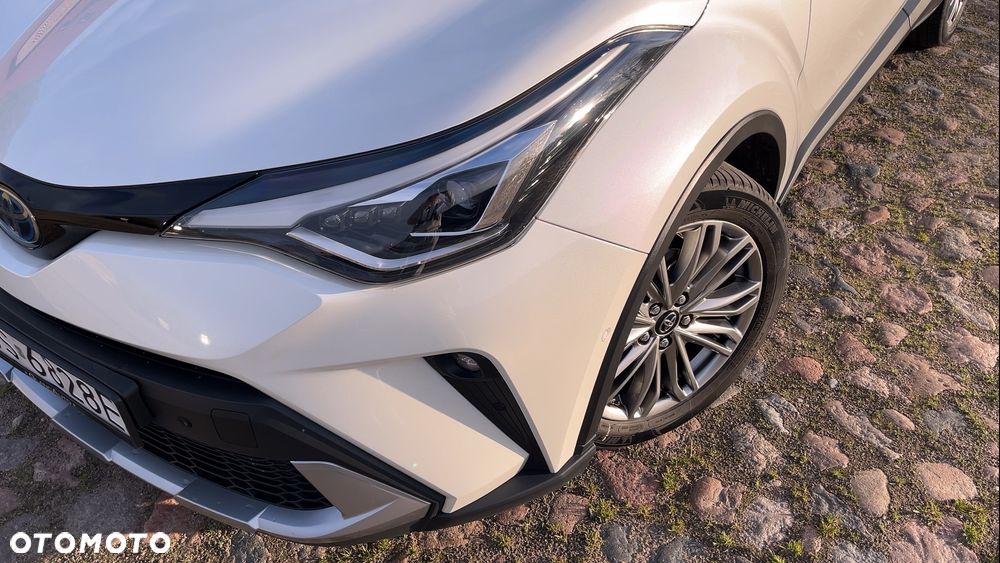 Toyota C-HR 2.0 Hybrid Executive - 11