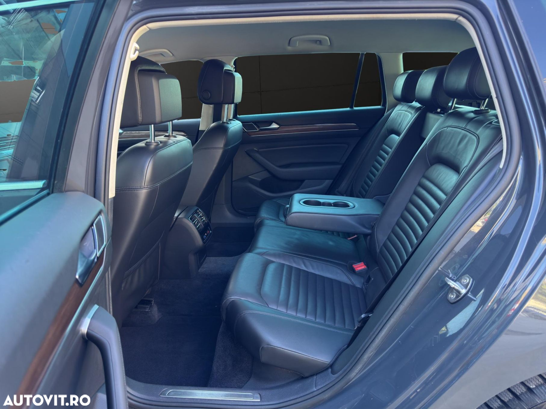 Volkswagen Passat - 7