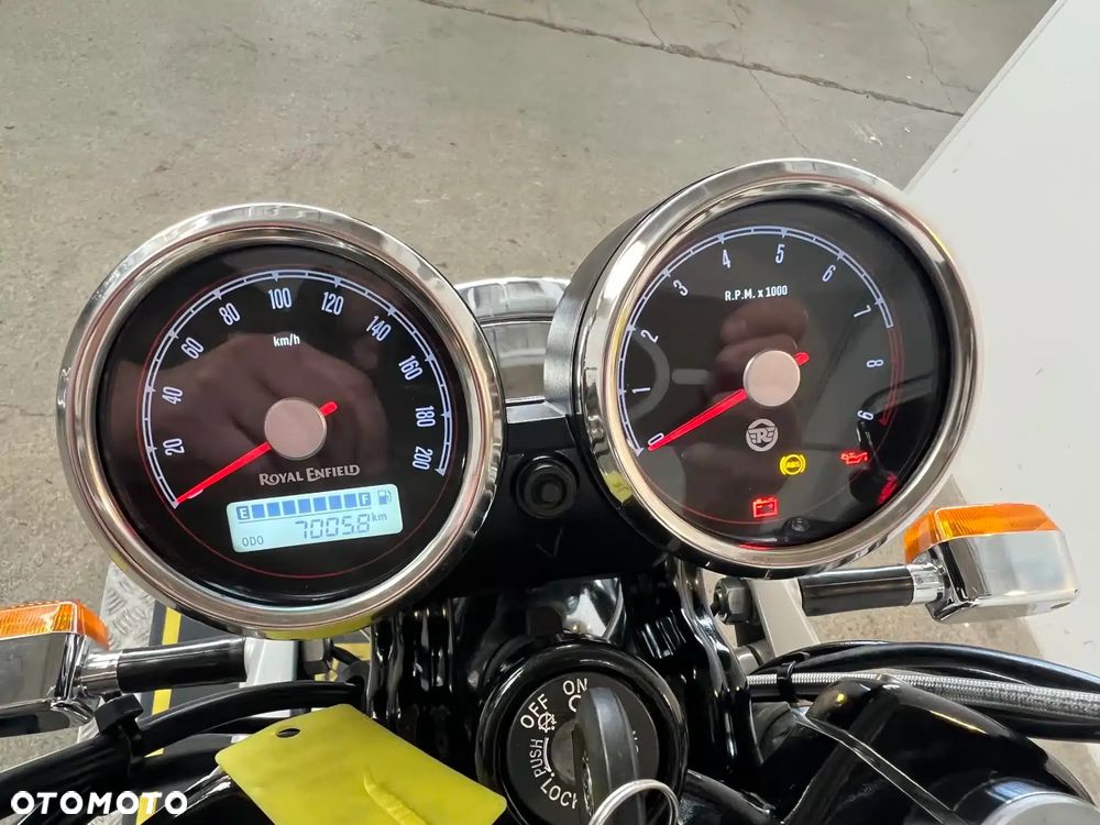 Royal Enfield Interceptor - 28