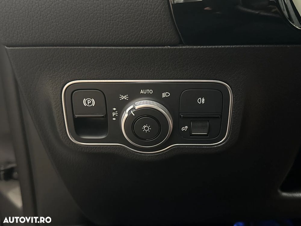 Mercedes-Benz GLA 200 d 4MATIC - 17