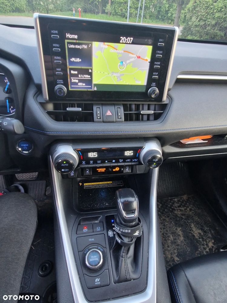 Toyota RAV4 Hybrid Prestige 4x4 - 11