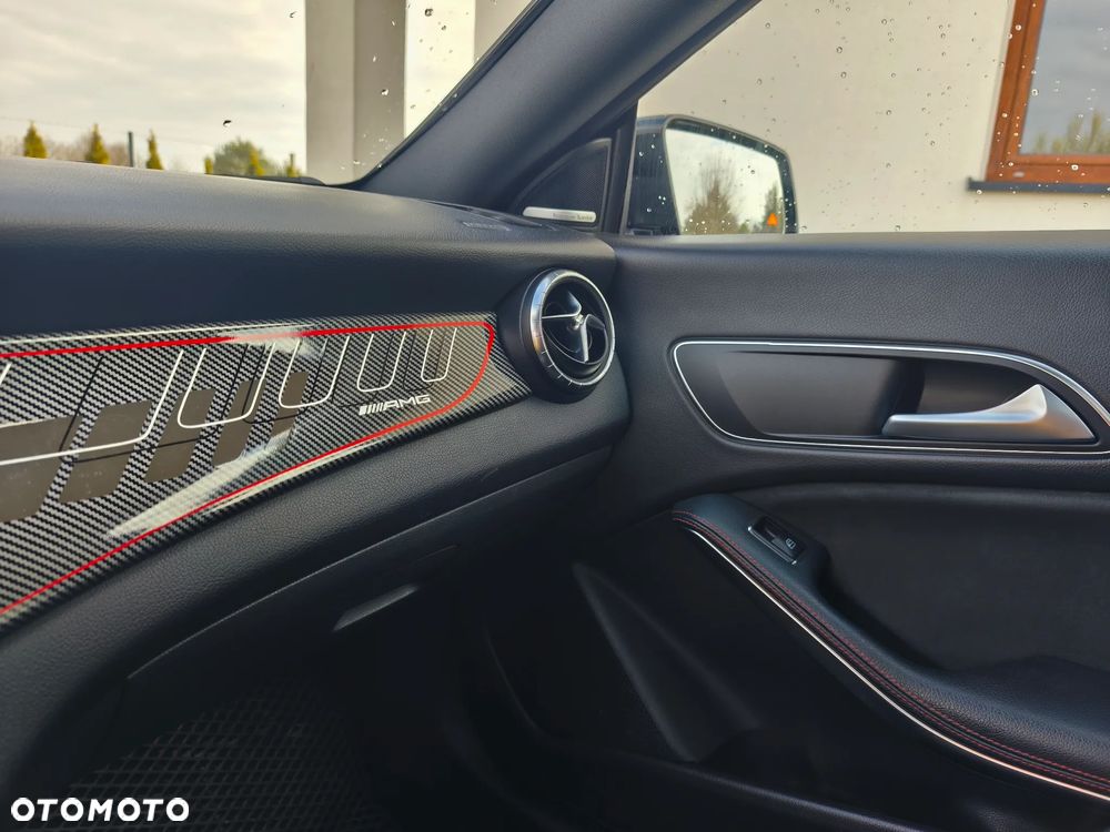 Mercedes-Benz CLA - 9