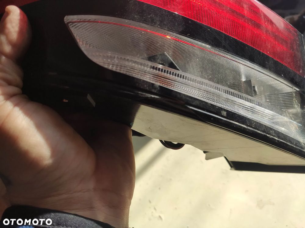 Lampa Lewy tył Nissan Leaf II 26555-5sh1a - 2