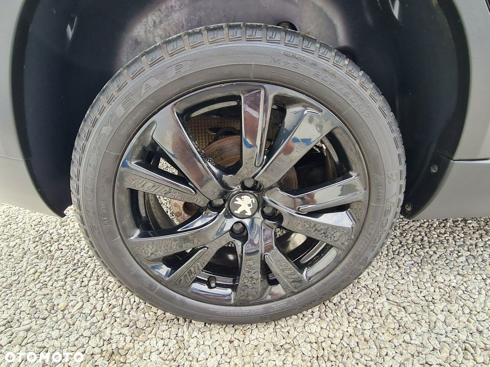 Peugeot 2008 1.2 Pure Tech GPF Crossway S&S - 39