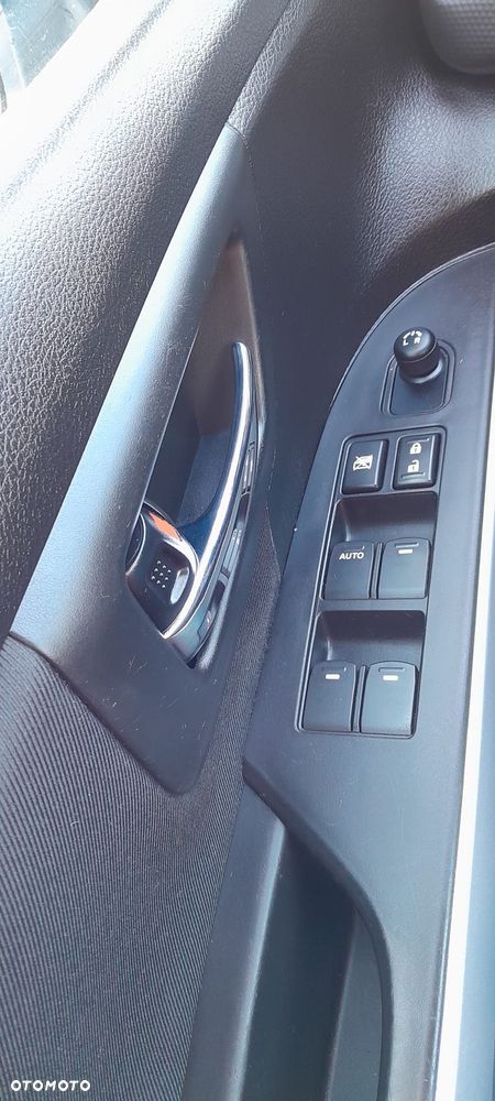 Suzuki SX4 S-Cross 1.6 Comfort - 22