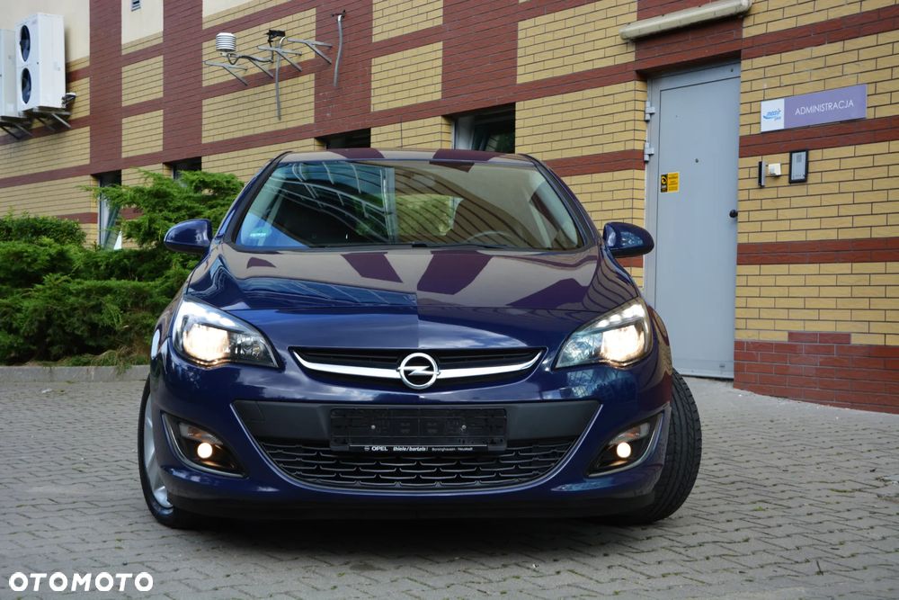 Opel Astra 1.6 ECOFLEX Start/Stop Fun - 28