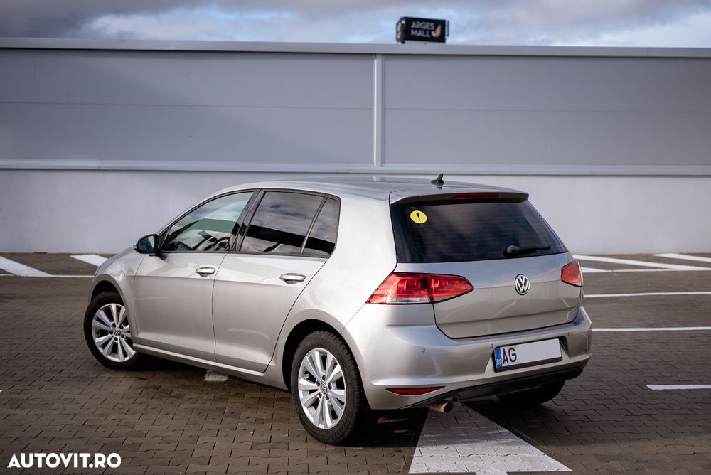 Volkswagen Golf 1.6 TDI BlueMotion Technology DSG Comfortline - 9